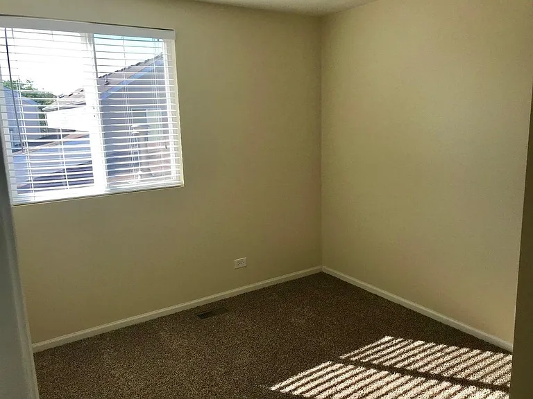 746 Four Seasons Blvd #746 — Photo 12