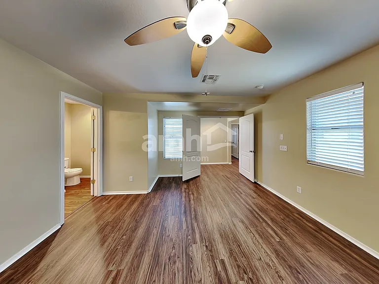 18522 W Legend Dr — Photo 14