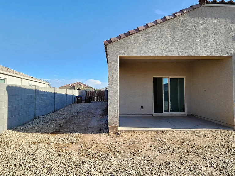 41932 W Manderas Ln — Photo 13