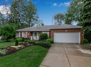 58 Insbrook Ct, East Amherst, NY 14051