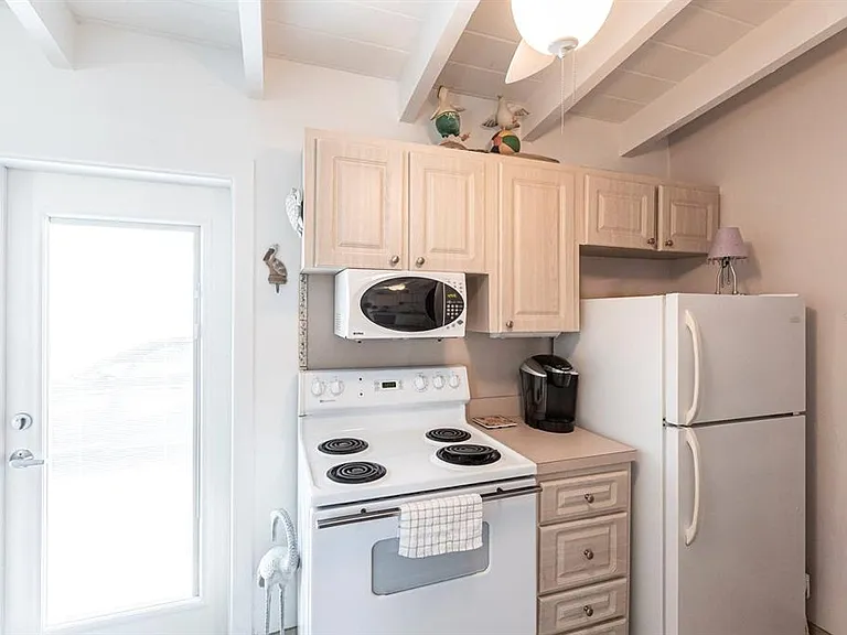 6006 Midnight Pass Rd #68 — Photo 7