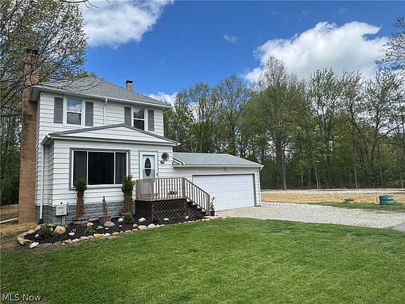 2nd image of 40878 Myrtle Ct