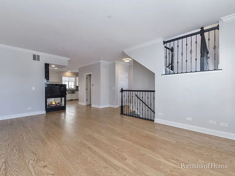 850 Shandrew Dr — Photo 5