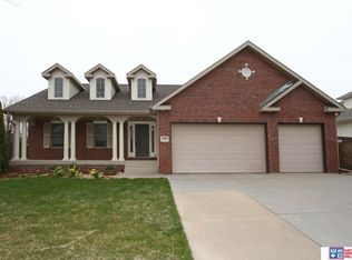 2240 Jamie Ln, Lincoln, NE 68512