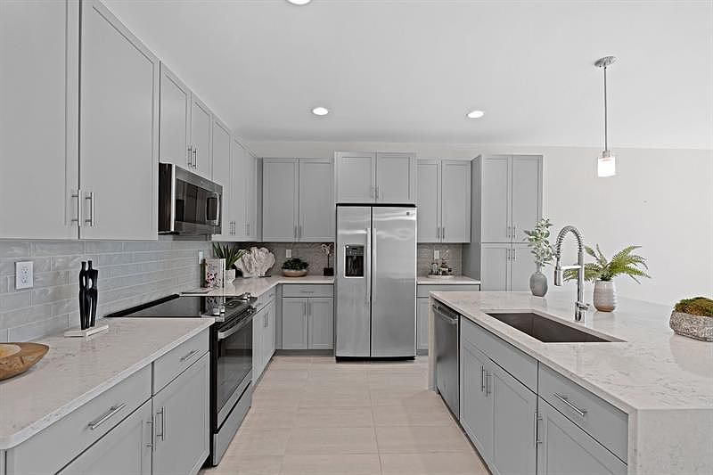 1st image of 3828 Lambert Ave