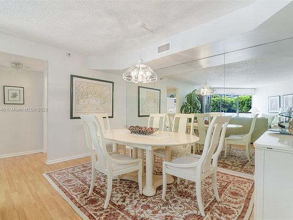 4th image of 3610 Yacht Club Dr APT 302