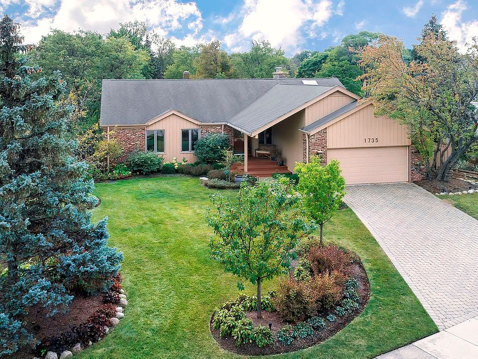 1st image of 1735 Lake Eleanor Dr