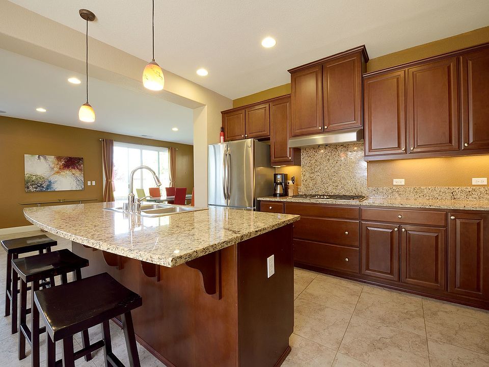 1st image of 384 Rosecrest Ct