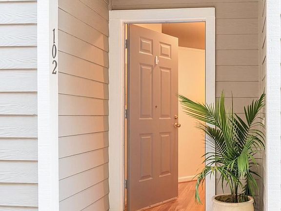 5th image of 1579 S Novato Blvd APT 102