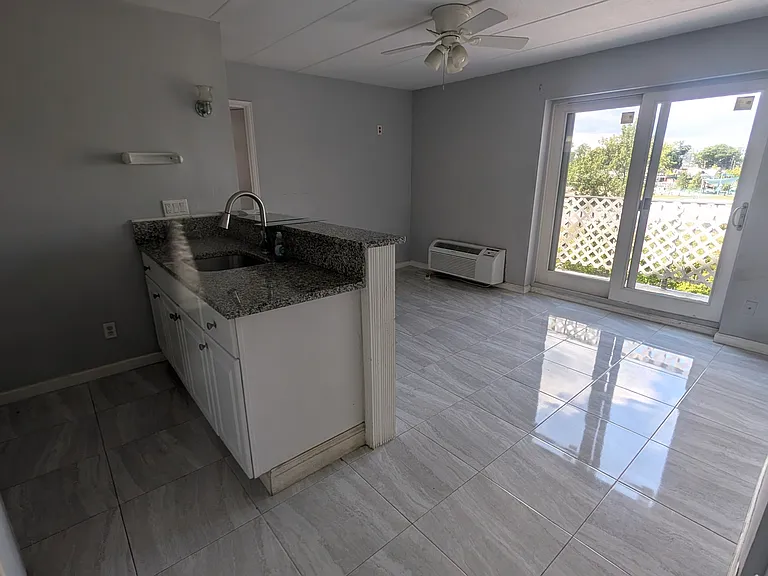 126 Beaver St #180 — Photo 2
