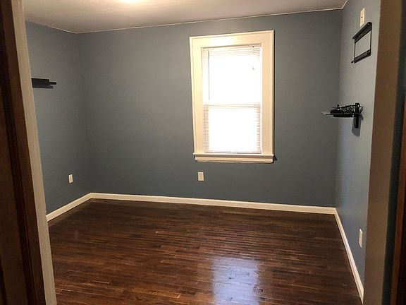 3rd image of 63 Cleremont Ave #1