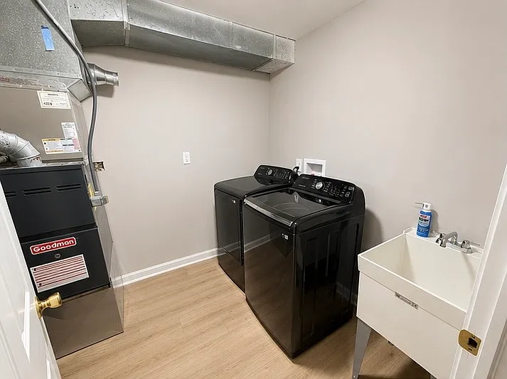 7712 N Spring Ln — Photo 13