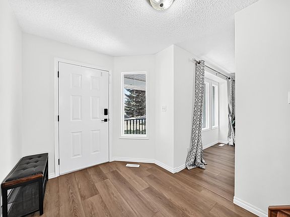 3rd image of 4424 33rd St NW