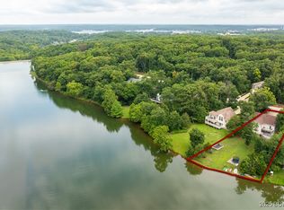 328 Albany Dr, Lake Ozark, MO 65049