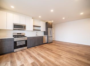2410 33rd Ave #203, San Francisco, CA 94116