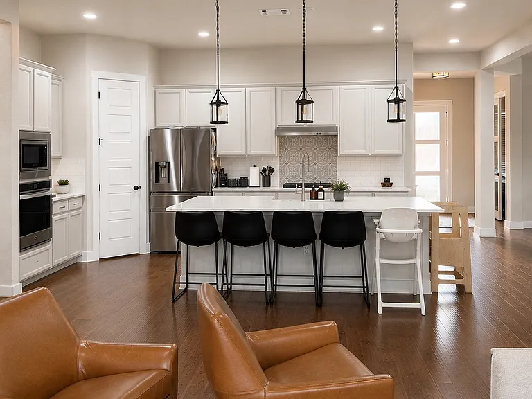 8601 Silverthorne St — Photo 3