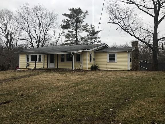 2nd image of 268 Orchard Hill Dr
