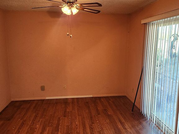 5th image of 3725 S Calexico Ave
