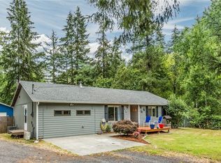 814 Tipsoo Loop S, Rainier, WA 98576