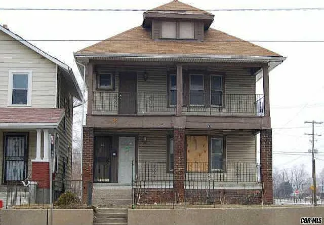 928 E 5th Ave #1/2