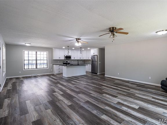 5th image of 21582 Private Drive 8496