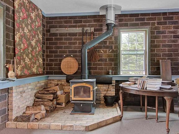 Seating in coffee shop