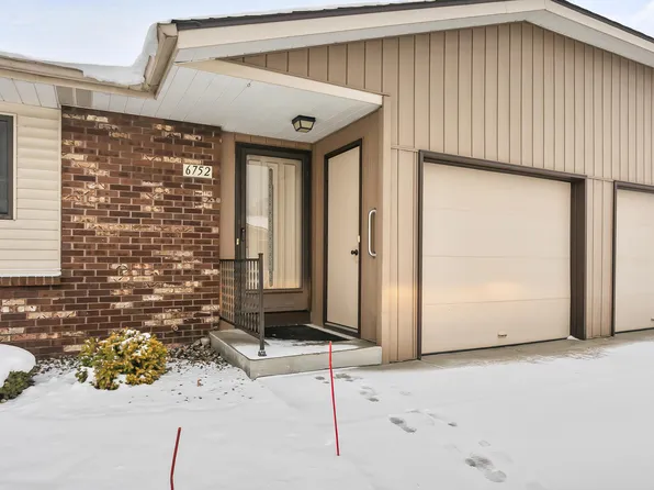6752 Waterview Dr SW, Grandville, MI 49418