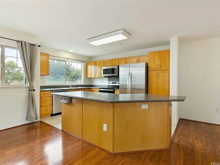 91-1259 Kamaaha Ave — Photo 3