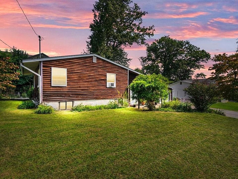1st image of 32 Birch Drive