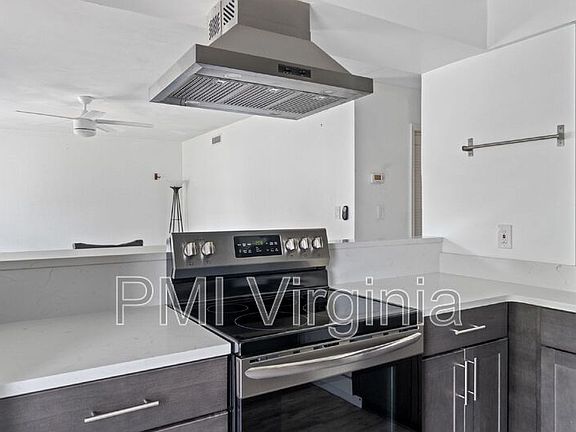4th image of 1301 Hampton Blvd APT 102