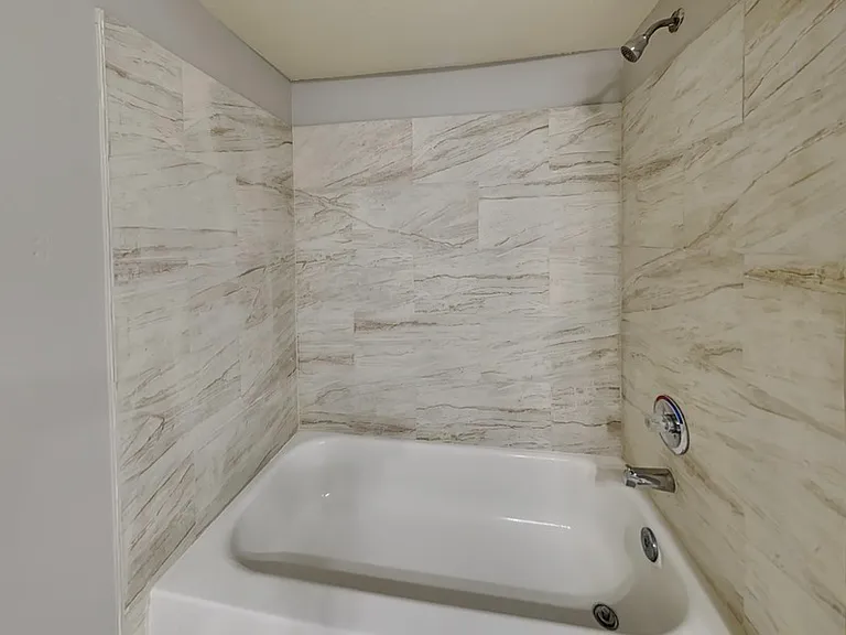 725 Crest Pines Dr #421 — Photo 15