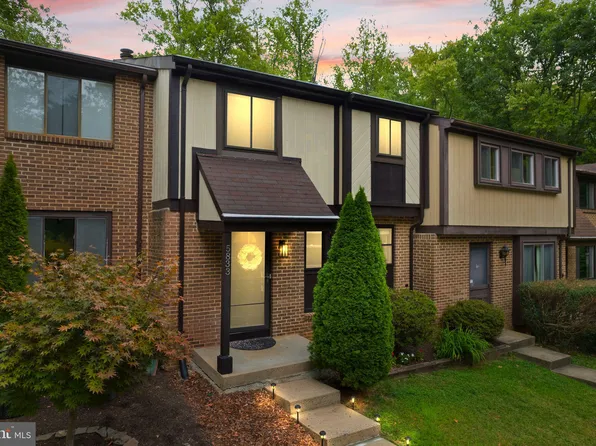 5833 Oak Ladder Ct, Burke, VA 22015