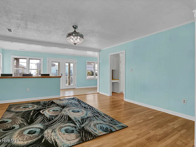1207 N Topsail Dr — Photo 28