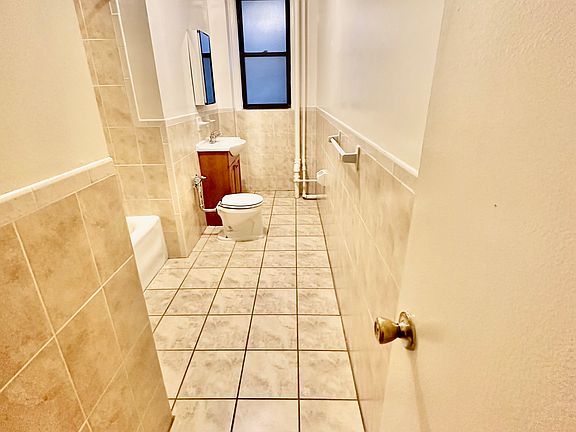5th image of 115 Montague St APT 3C