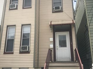 315 3rd St #1, Union City, NJ 07087