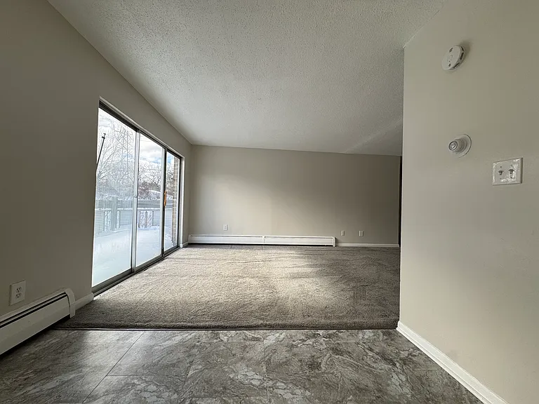 279B Oakville Ave #B-59 — Photo 5