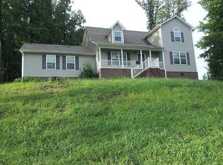 1725 Magnum Ln, Soddy Daisy, TN 37379