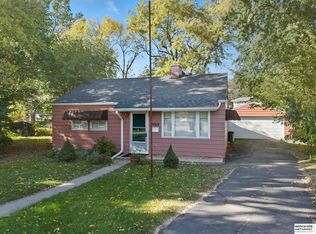 6658 Decatur St, Omaha, NE 68104
