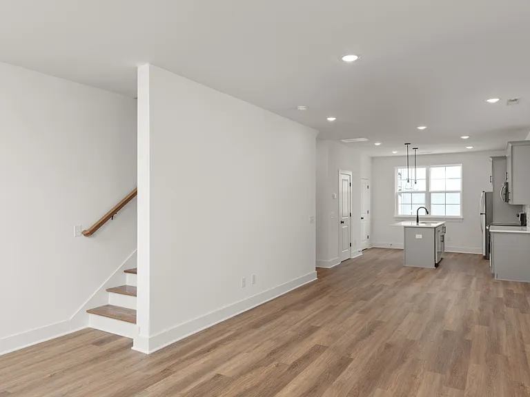 700 N Dupont Ave #115 — Photo 5