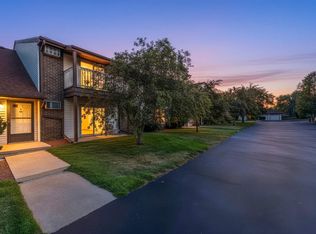 1043 Marvelle Ln APT A11, Green Bay, WI 54304