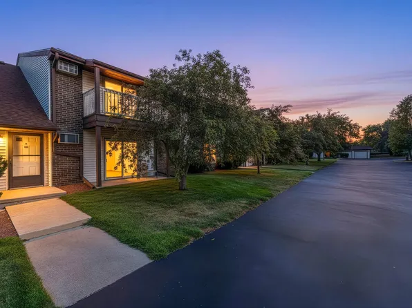 1043 Marvelle Ln APT A11, Green Bay, WI 54304