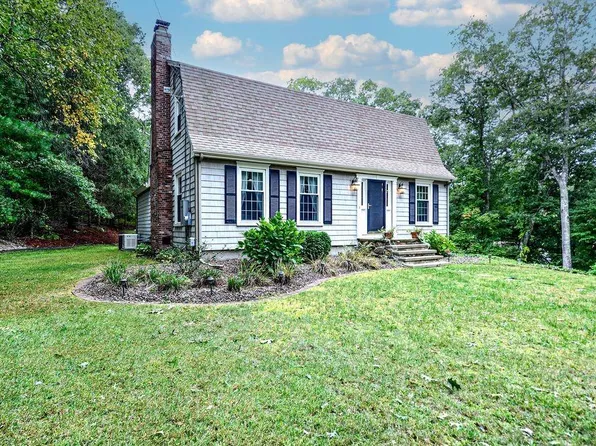 132 Sheffield Hill Rd, Exeter, RI 02822