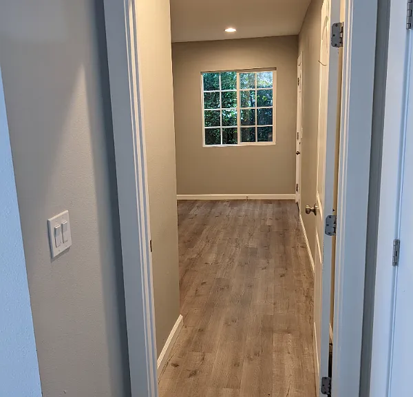 2537 Maynard Dr — Photo 8
