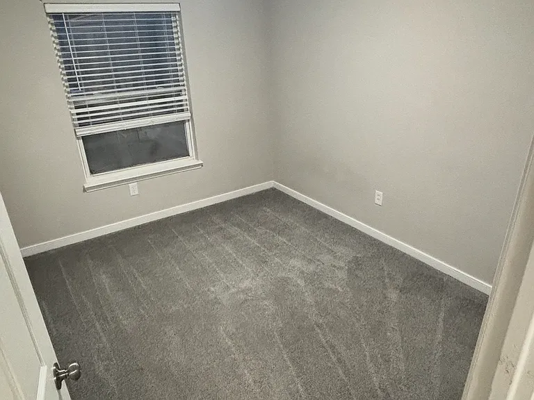 3530 E Richmond Rd #3 — Photo 6