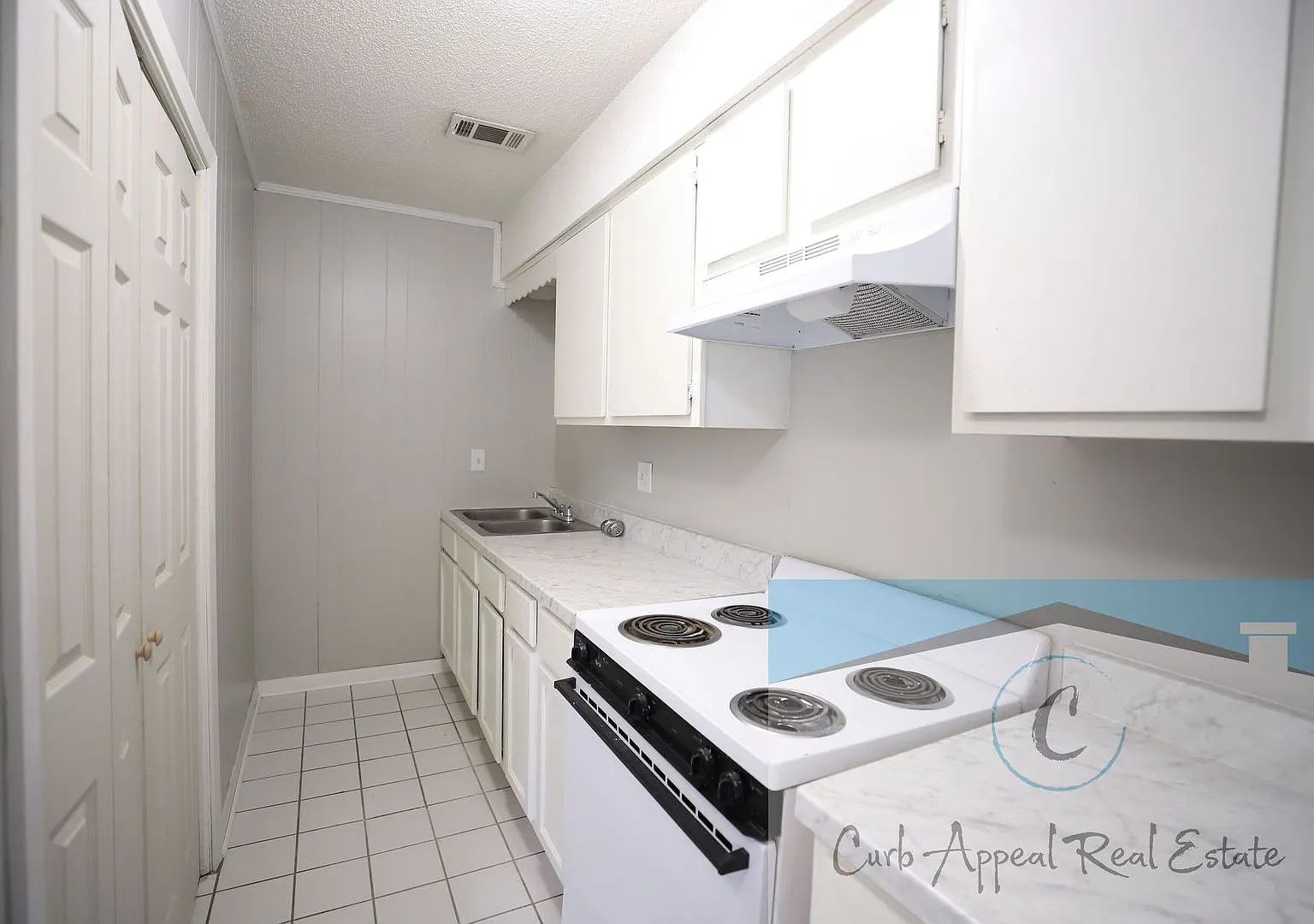 1 bed / 1 bath apartment - $500 — Photo 2