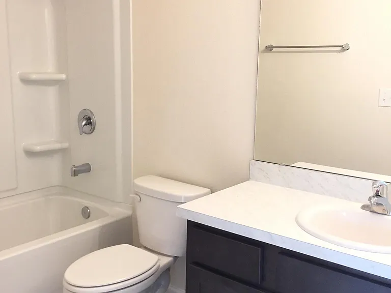 7751 Legacy Trl — Photo 6