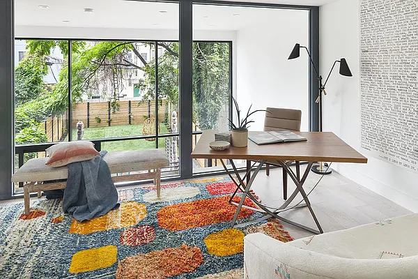 Sold by Compass | media 20