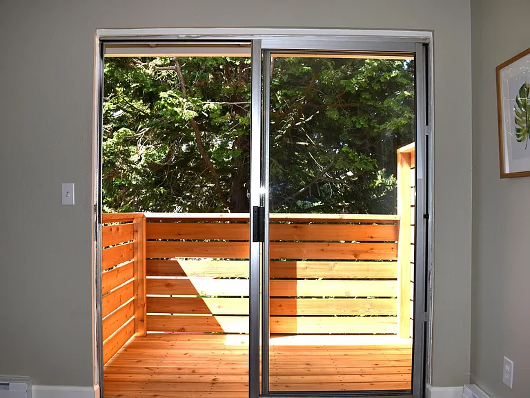 9105 SE 32nd Ave #10 — Photo 8