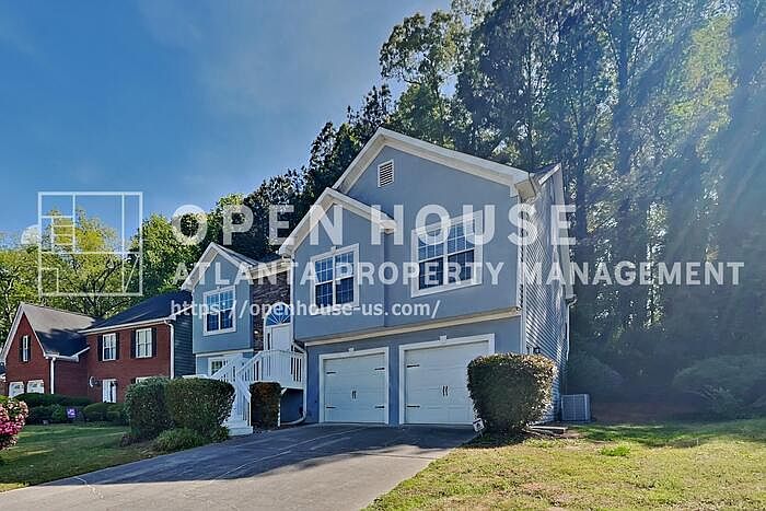 1st image of 3059 Vineyard Way SE