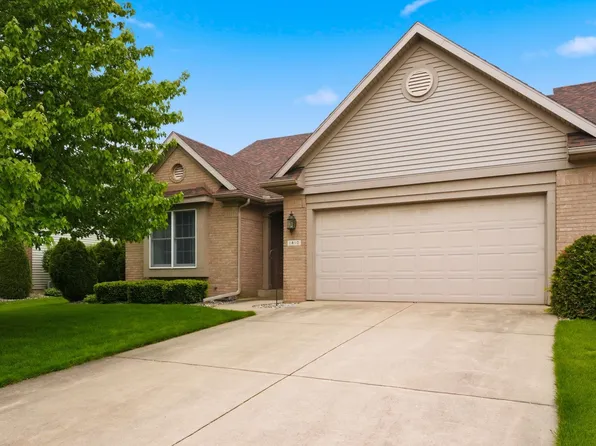1410 McCormick Dr, Nappanee, IN 46550